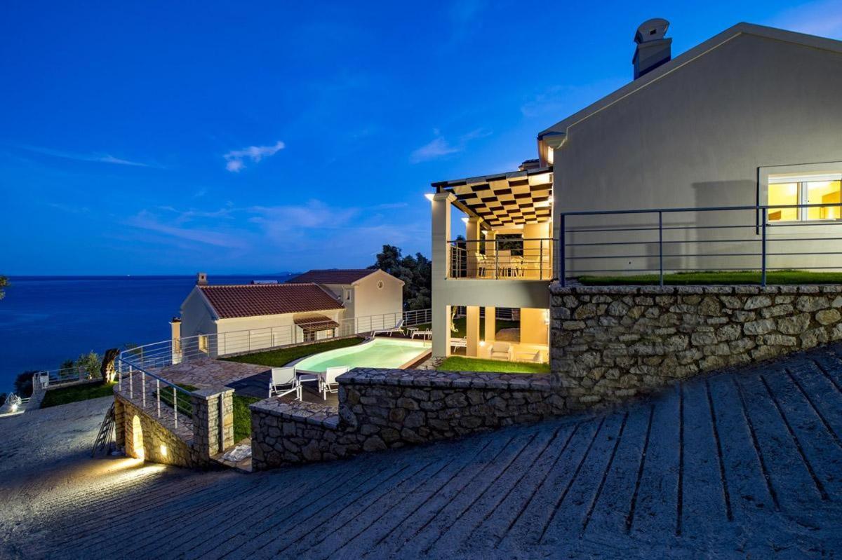 Villa Odysseus Agní